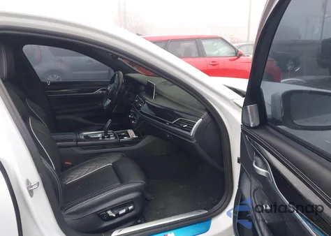 2021 BMW 750 Xi z USA, uszkodzony, nr VIN WBA7U2C02MCF48645